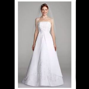NWT St Tropez White Wedding Dress sz 22W